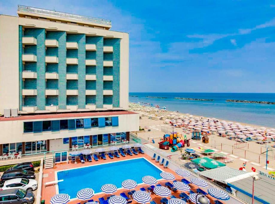 Hotel Majestic Bellaria-Igea Marina Exteriör bild
